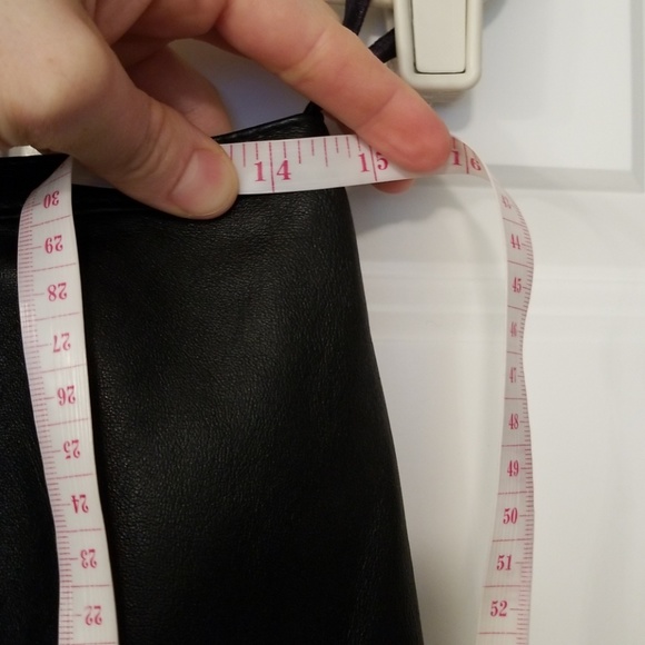 **VINTAGE LEATHER!!** - Picture 6 of 10